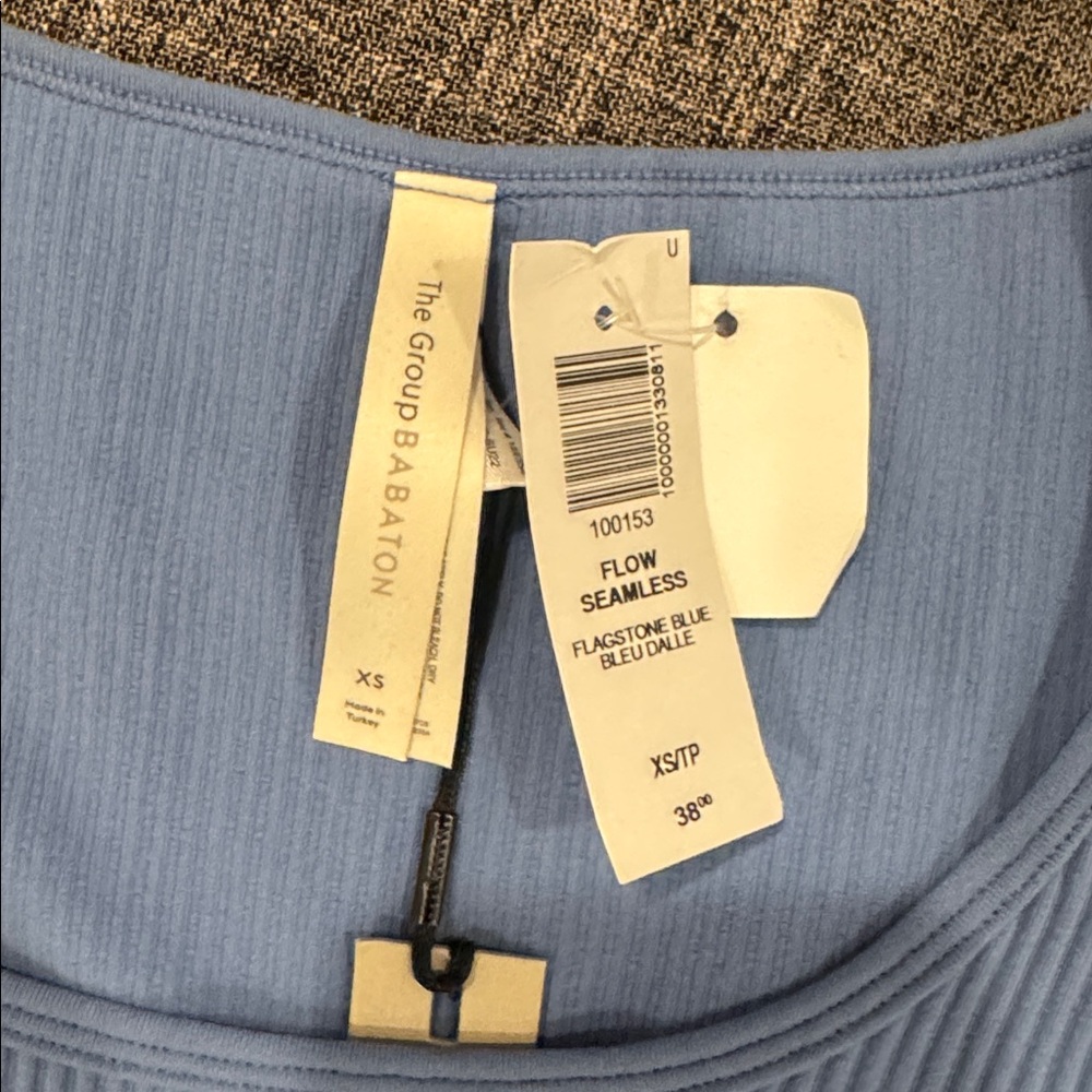 NWT Aritzia Babaton Ribbed Scoop-Neck Crop Top - Light Blue- XS - Picture 2 of 3